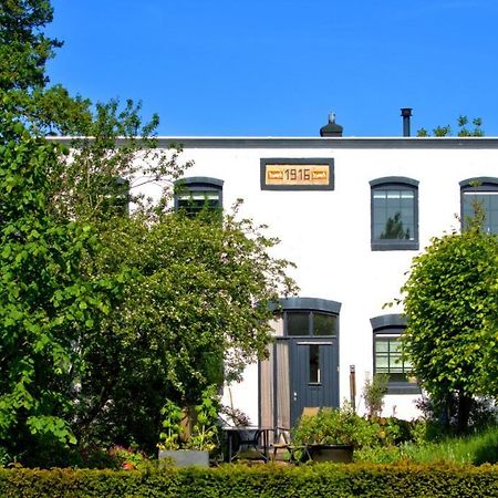 Sfeervolle Bovenwoning Uit 1916 Met 2 Slaapkamers Hooghalen Luaran gambar