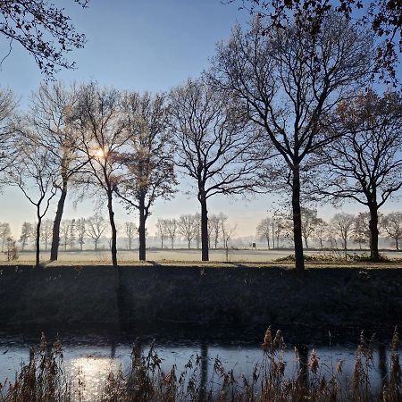 Sfeervolle Bovenwoning Uit 1916 Met 2 Slaapkamers Hooghalen Luaran gambar