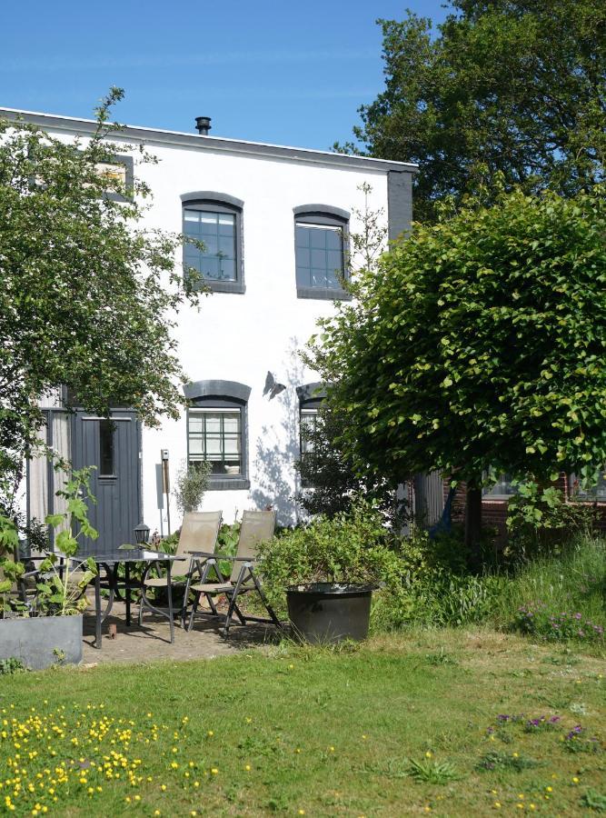 Sfeervolle Bovenwoning Uit 1916 Met 2 Slaapkamers Hooghalen Luaran gambar